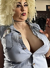 Russian older girlfriend is walking in public