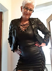 Mature MILFs look fuckable